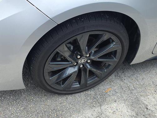 Classic Silver Metallic 2023 Toyota Corolla XSE