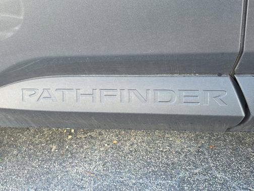 Gun Metallic 2024 Nissan Pathfinder S FWD