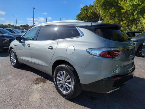 2024 Buick Enclave Premium FWD