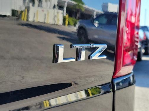 2025 Chevrolet Silverado 1500 LTZ