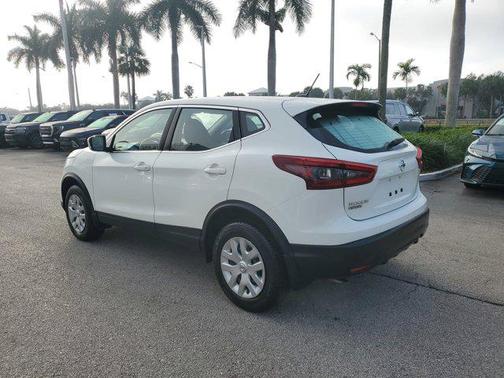 2020 Nissan Rogue Sport S