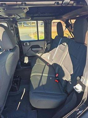 Black Clearcoat 2022 Jeep Wrangler Willys