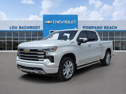 Crystal White Tricoat 2025 Chevrolet Silverado 1500 High Country