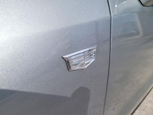 Argent Silver Metallic 2023 Cadillac XT4 Sport