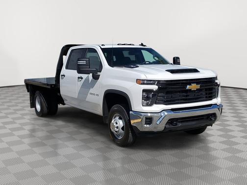 2025 Chevrolet Silverado 3500 WT