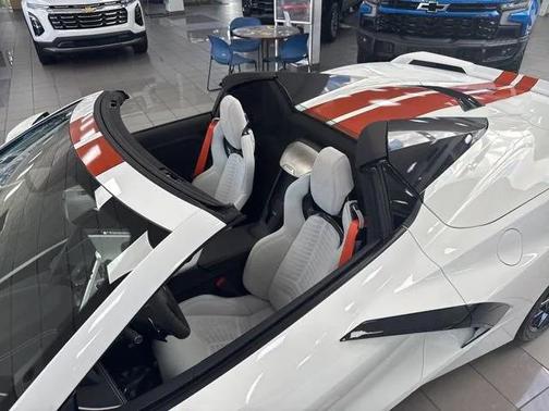 2024 Chevrolet Corvette Stingray w/2LT