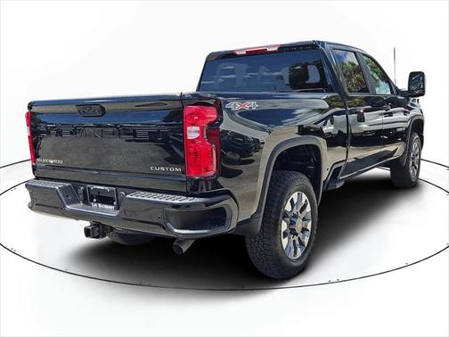 2025 Chevrolet Silverado 2500 Custom
