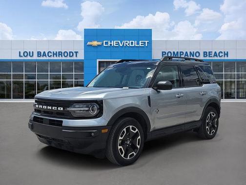 ICONIC SILVER METALLIC 2023 Ford Bronco Sport Outer Banks
