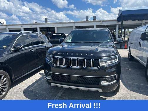 Diamond Black Crystal Pearlcoat 2024 Jeep Wagoneer Series II 4x2