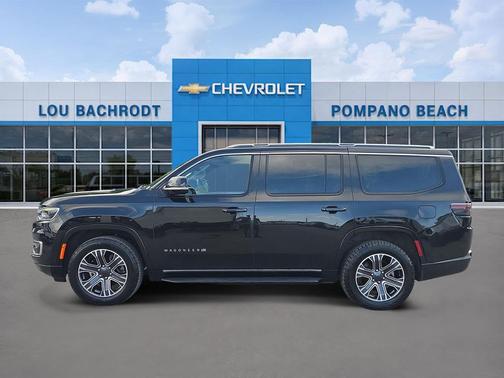 Diamond Black Crystal Pearlcoat 2024 Jeep Wagoneer Series II 4x2