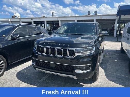 Diamond Black Crystal Pearlcoat 2024 Jeep Wagoneer Series II 4x2