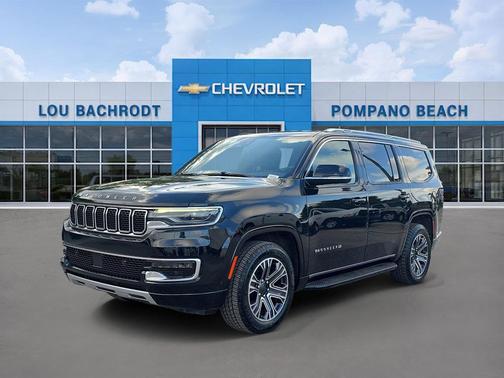 Diamond Black Crystal Pearlcoat 2024 Jeep Wagoneer Series II 4x2