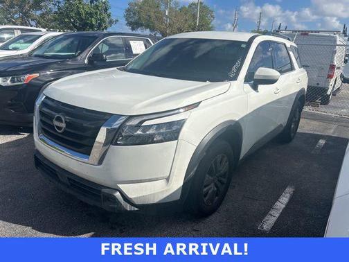2024 Nissan Pathfinder SV FWD