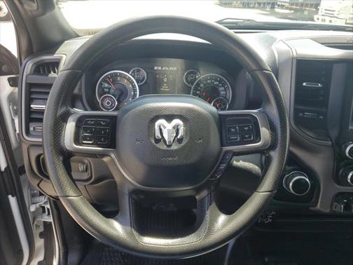 2022 RAM 2500 Tradesman Regular Cab 4x4 8' Box