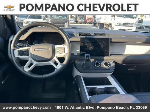 2025 Land Rover Defender 110 P300