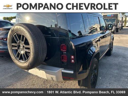 2025 Land Rover Defender 110 P300