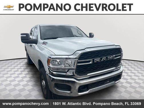 2024 RAM 2500 Tradesman Crew Cab 4x4 6'4' Box