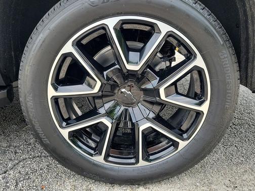 2025 Chevrolet Tahoe 2WD RST