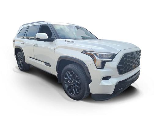 Wind Chill Pearl 2024 Toyota Sequoia Platinum