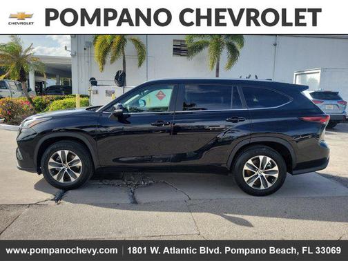 2024 Toyota Highlander XLE