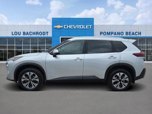 Brilliant Silver Metallic 2022 Nissan Rogue SV