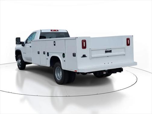 2025 Chevrolet Silverado 3500 WT