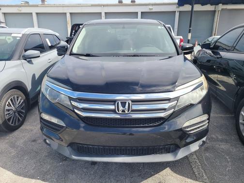 Black 2017 Honda Pilot EX-L
