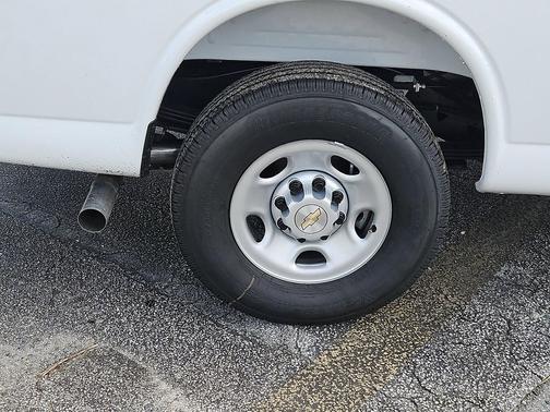 2025 Chevrolet Express 2500 RWD 2500 Extended Wheelbase WT