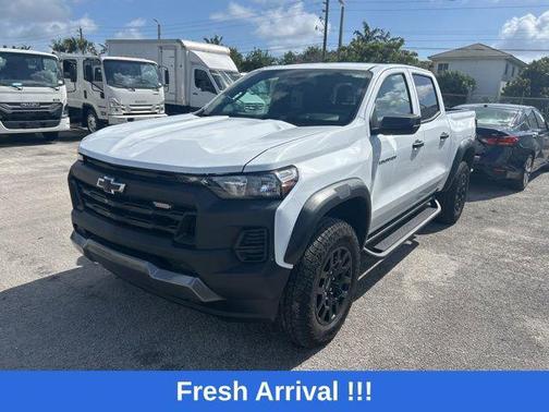 Summit White 2025 Chevrolet Colorado Trail Boss