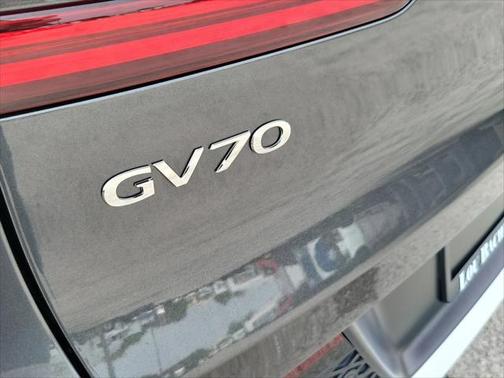2024 Genesis GV70 2.5T AWD