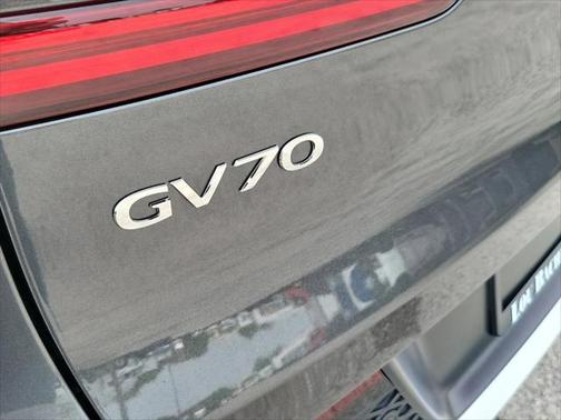 2024 Genesis GV70 2.5T AWD