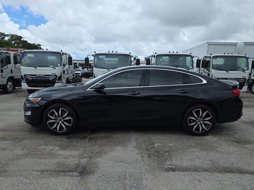 Mosaic Black Metallic 2024 Chevrolet Malibu FWD RS