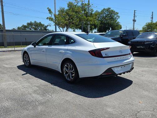 Quartz White 2022 Hyundai SONATA SEL
