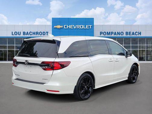 Platinum White Pearl 2024 Honda Odyssey Sport