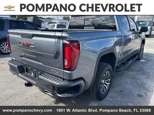 2021 GMC Sierra 1500 AT4