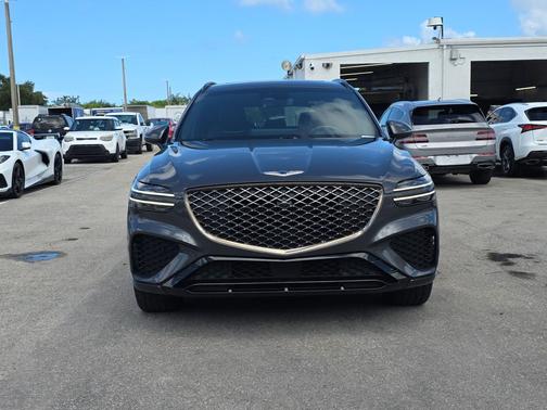 Himalayan Gray 2022 Genesis GV70 3.5T AWD Sport