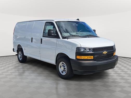 2025 Chevrolet Express 2500 RWD 2500 Regular Wheelbase WT
