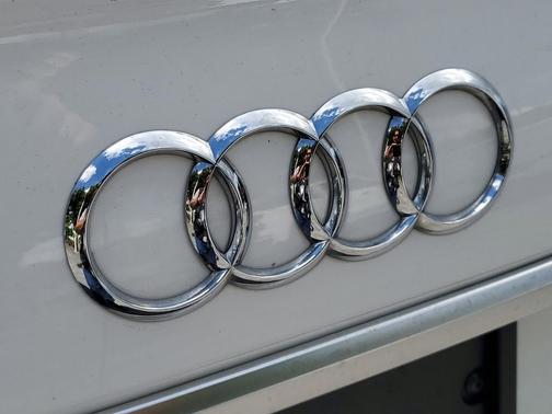 2024 Audi Q5 45 S line Premium Plus