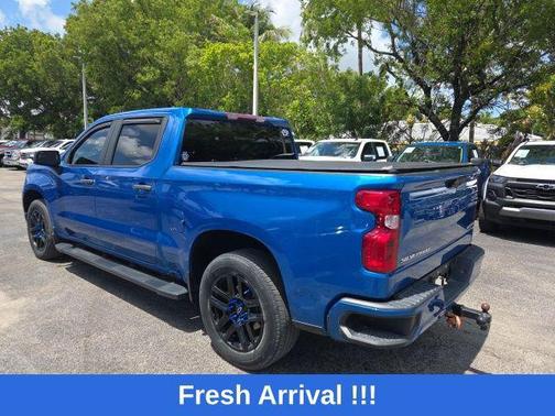 Glacier Blue Metallic 2023 Chevrolet Silverado 1500 Custom