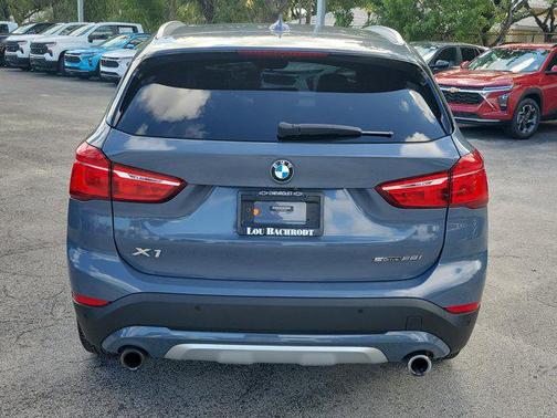 2021 BMW X1 sDrive28i