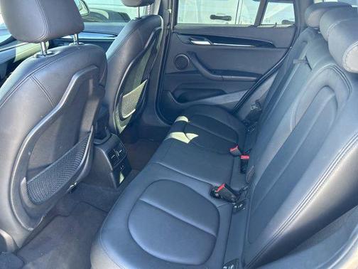 2021 BMW X1 sDrive28i