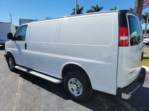 2024 Chevrolet Express 2500 RWD 2500 Regular Wheelbase WT