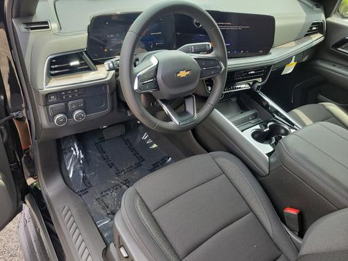 2025 Chevrolet Tahoe LS