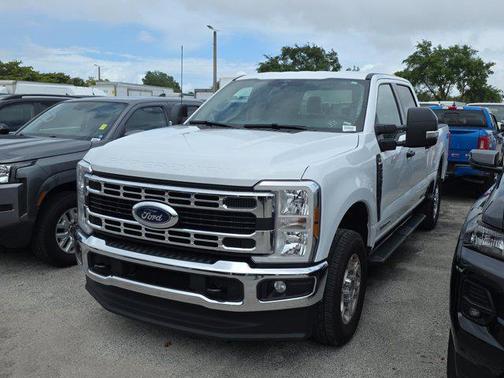 OXFORD WHITE 2026 Ford F-250 XLT