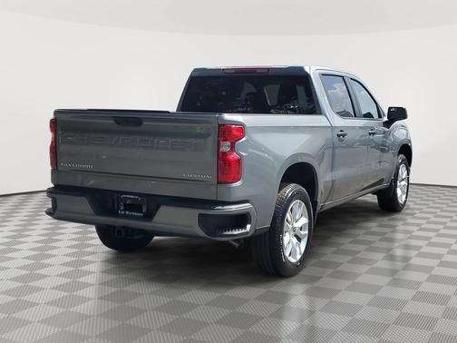 2025 Chevrolet Silverado 1500 Custom