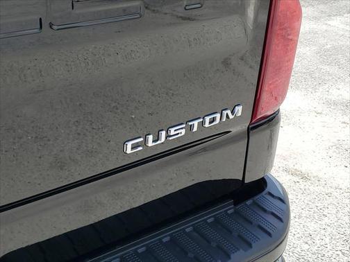 2025 Chevrolet Silverado 1500 Custom