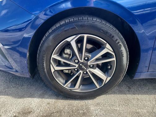 Deep Sea Blue 2024 Kia Forte LXS