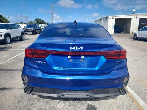 Deep Sea Blue 2024 Kia Forte LXS
