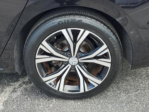2022 Volkswagen Passat 2.0T SE