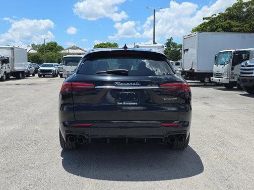 Nero Tempesta Metallic 2023 Maserati Grecale GT